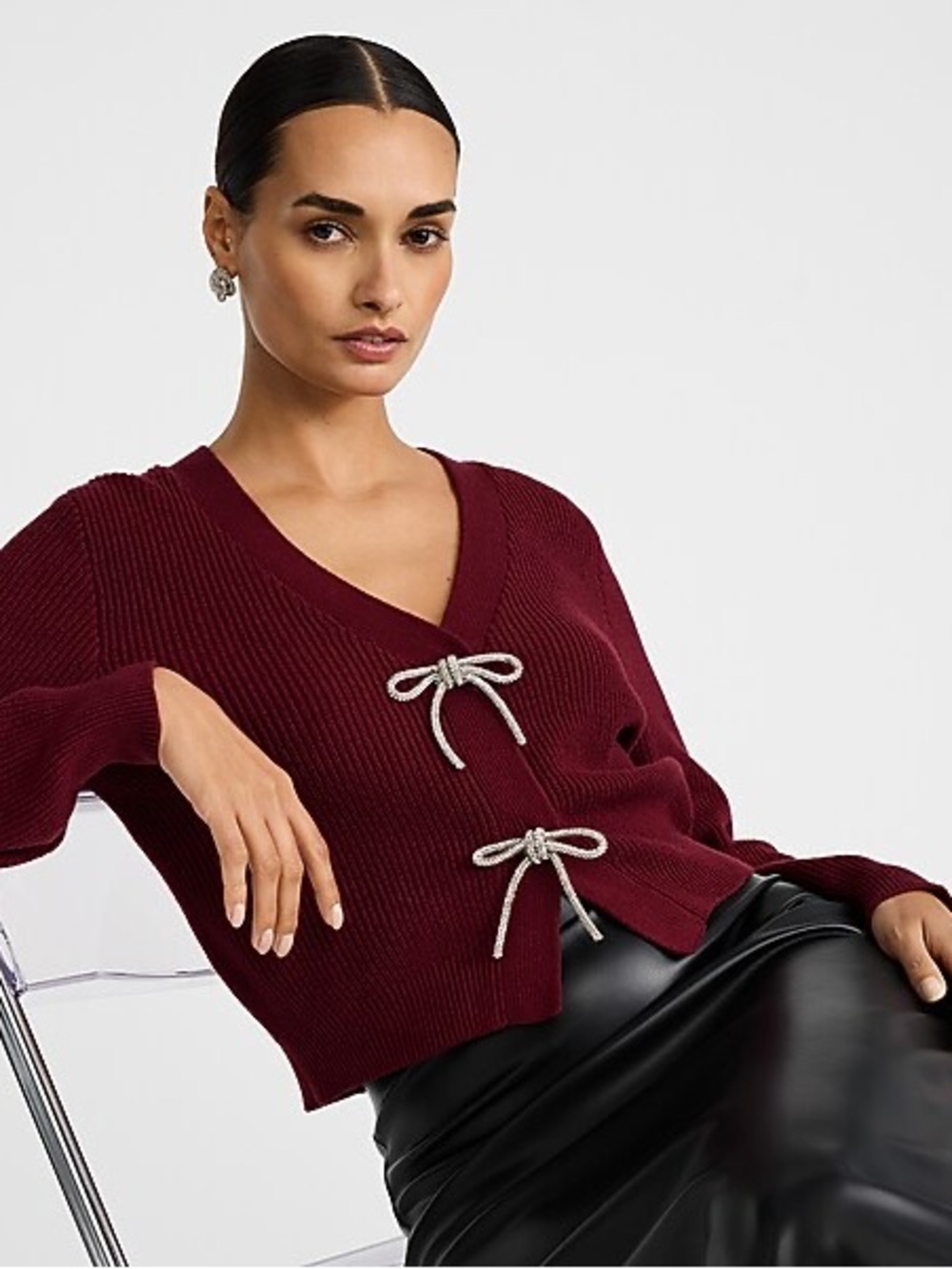 NWT Ribbed V-neck Rhinestone Bow Cardigan